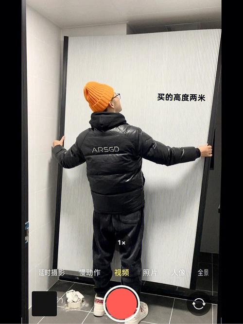 小戶型衛生間巧用隱形淋浴隔斷，輕松省下千元空間與預算